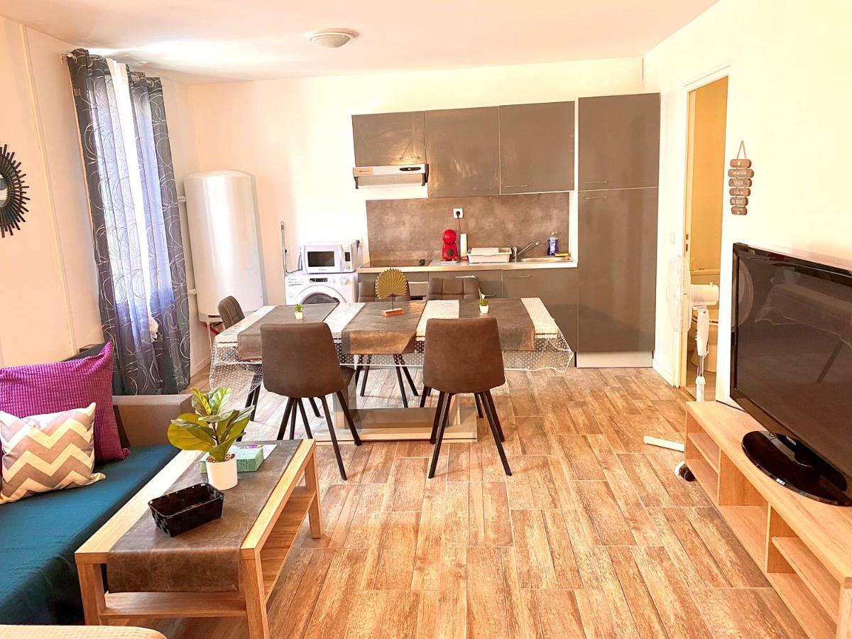 Appartement Quartier Populaire A Perpignan Buitenkant foto
